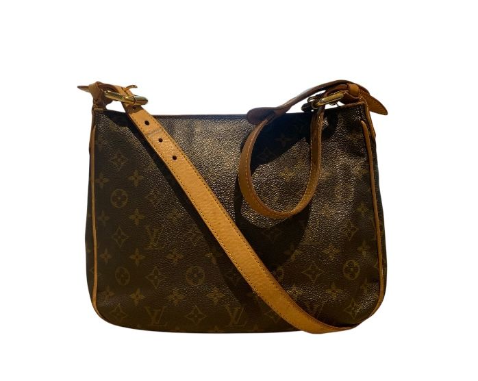 MONOGRAMME LOUIS VUITTON Sacs, HUDSON GM