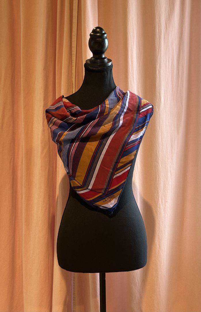 ROUGE MAUVE BLEU MARIN LANVIN Paris scarf