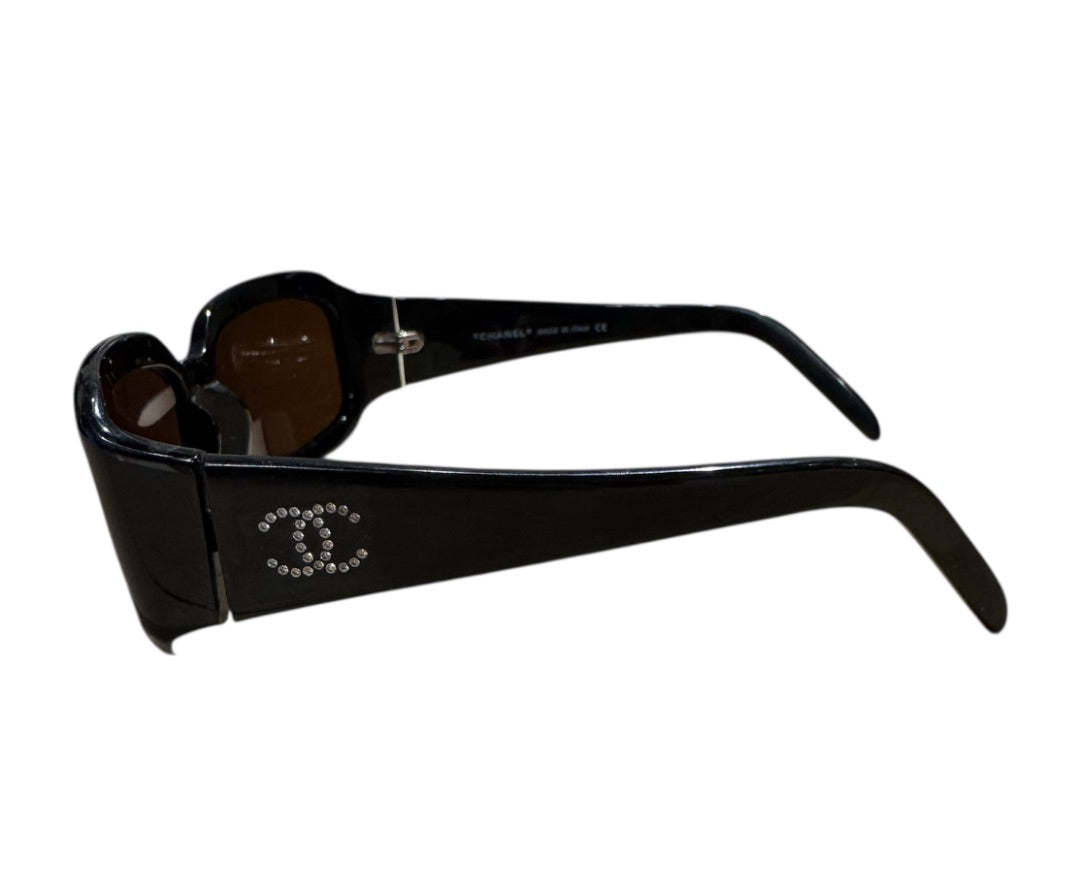 Noir CHANEL Lunettes de Soleil, WITH CASE