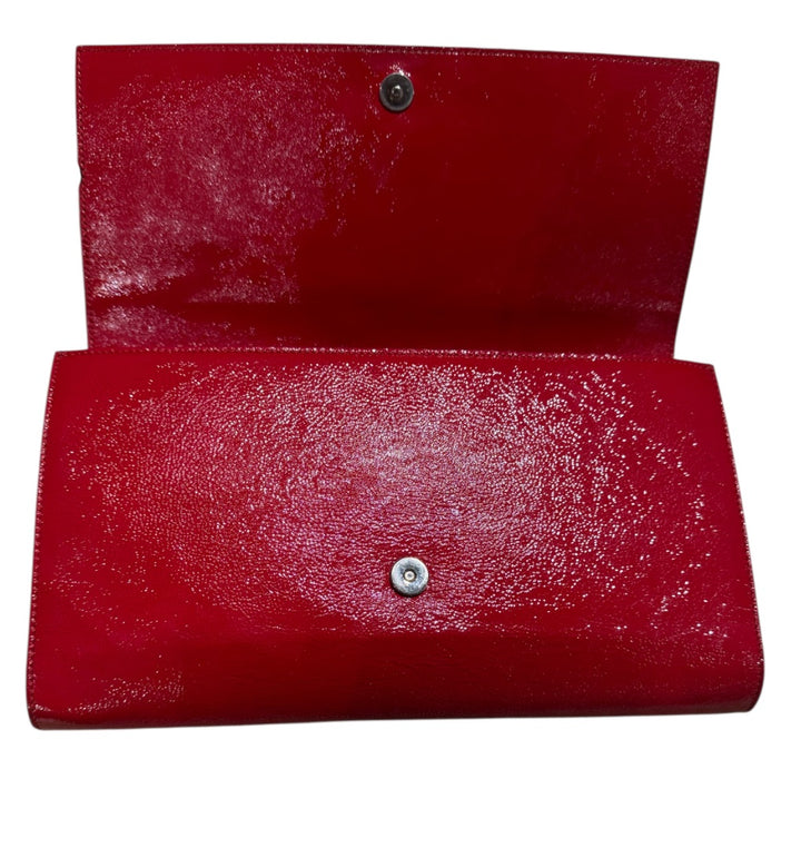 Rouge YVES SAINT LAURENT Sacs, BELLE DU JOUR CLUTCH