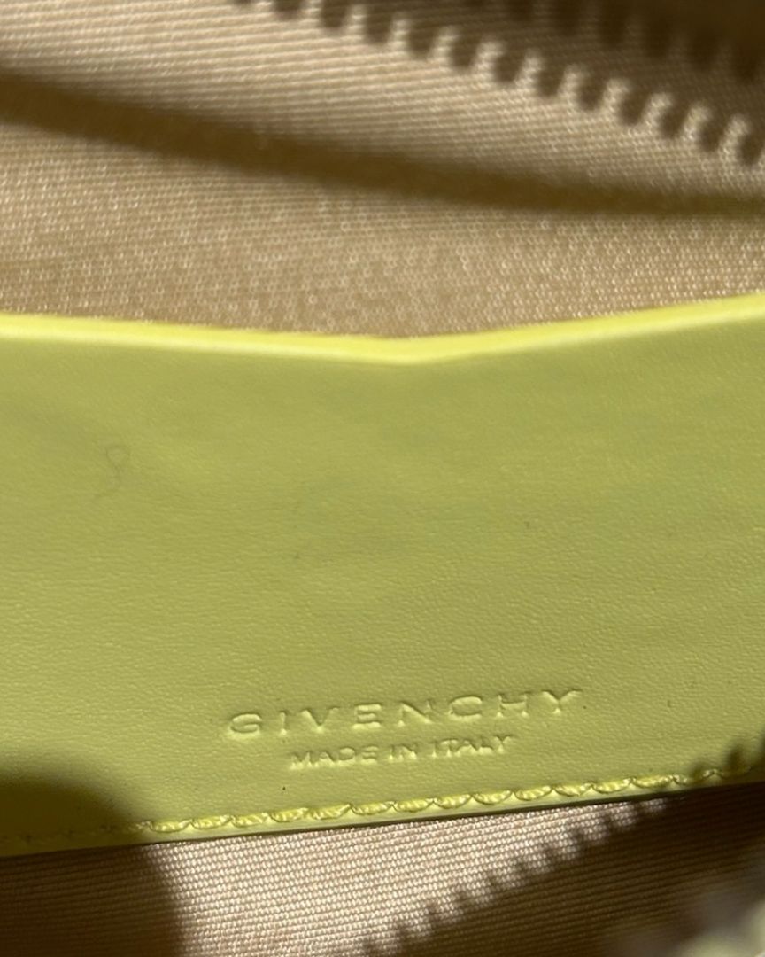 JAUNE NEON GIVENCHY Sacs, NANO ANTIGONA