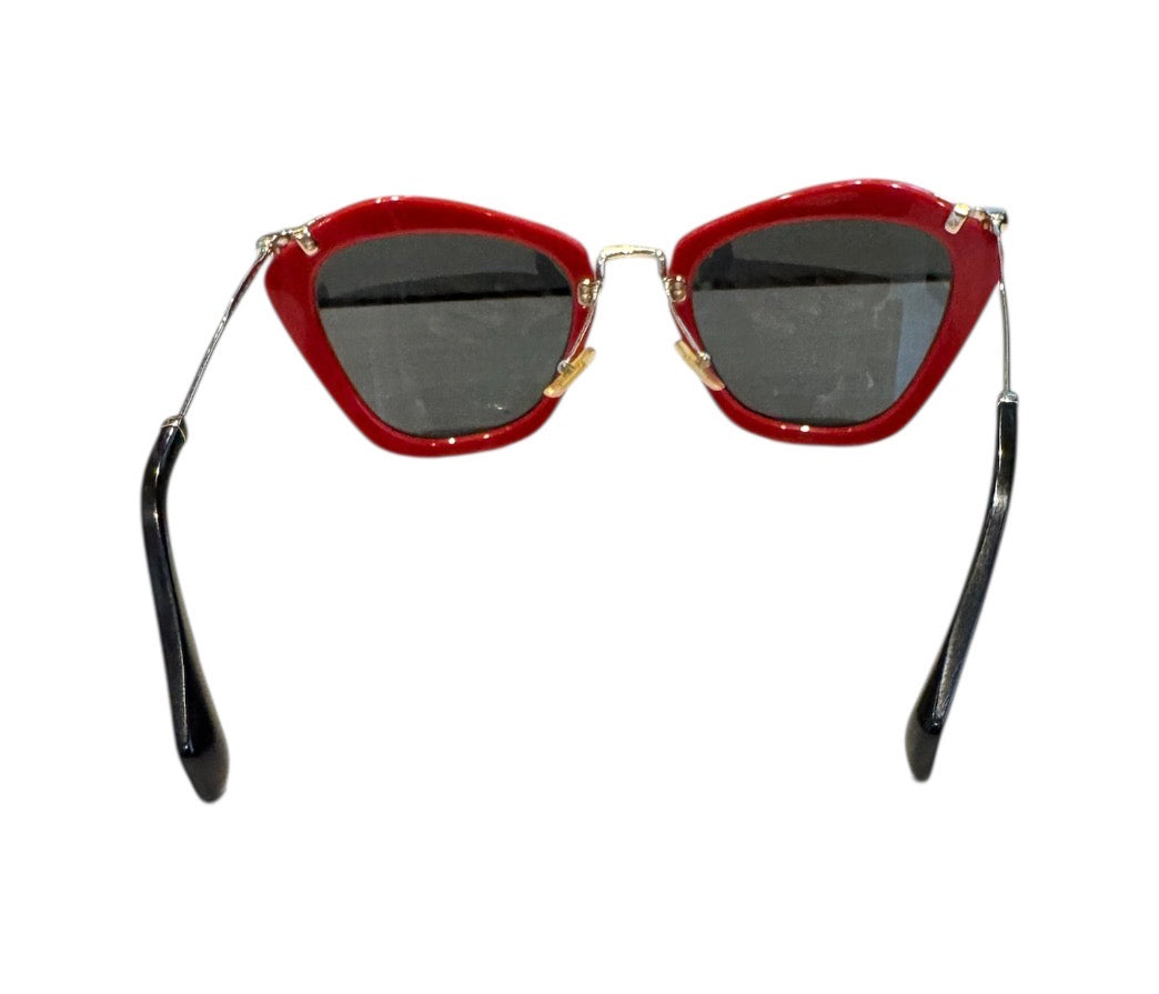 Rouge MIU MIU Lunettes de Soleil, NO CASE