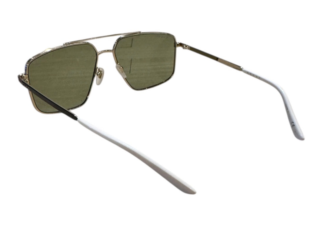 Jaune et Or GUCCI Lunettes de Soleil, CASE INCLUDED