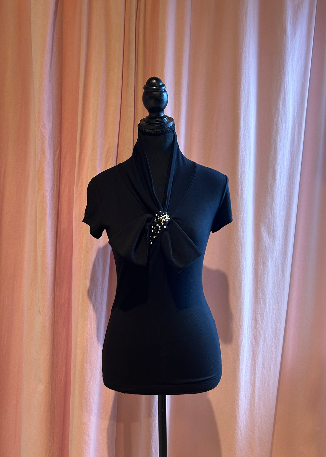 Noir et perles BLUMARINE Hauts, Petit