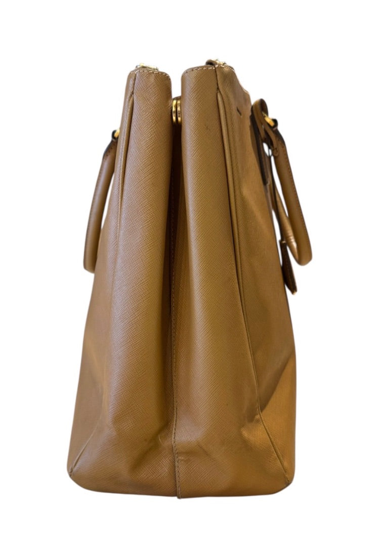 Beige PRADA Sacs, TOTE