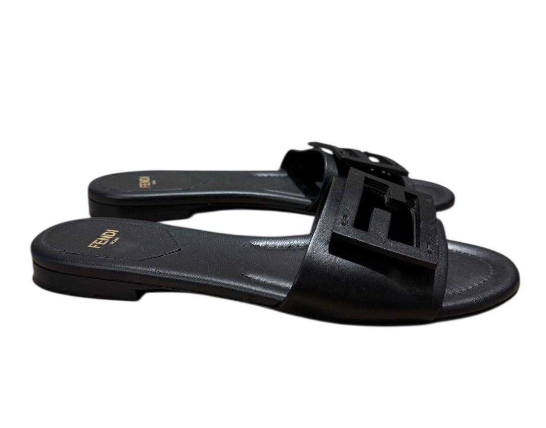 Noir FENDI sandals, 36