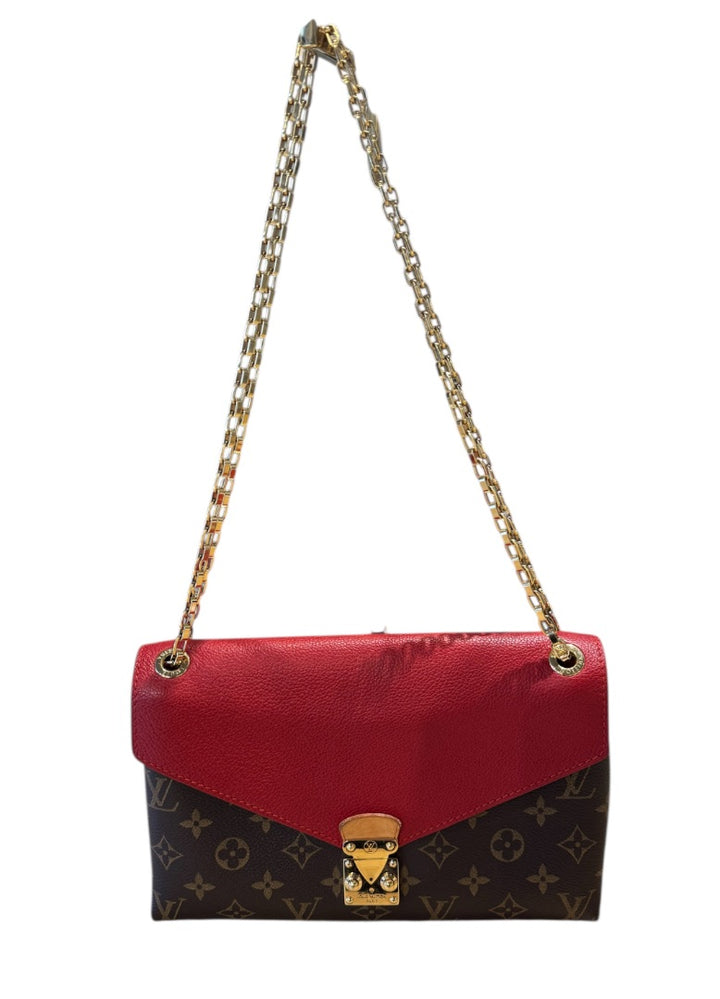 MONOGRAMME LOUIS VUITTON Sacs, PALLAS CHAIN SHOULDER BAG