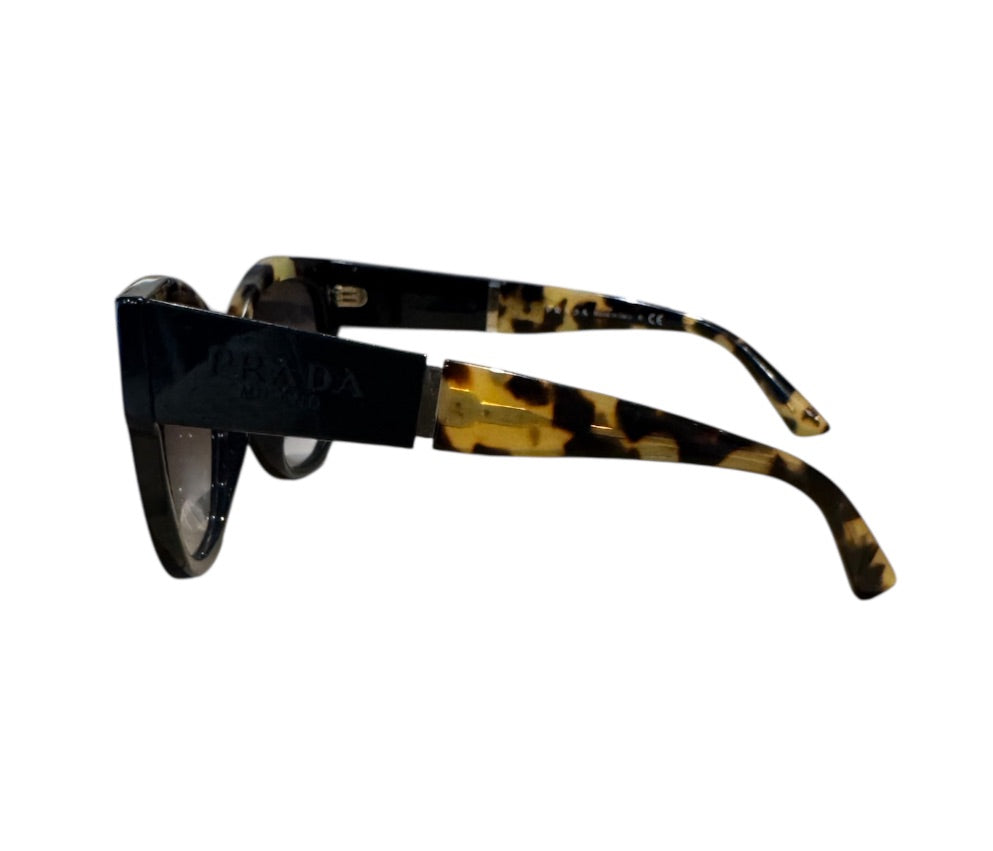 Tortoise PRADA Lunettes de Soleil