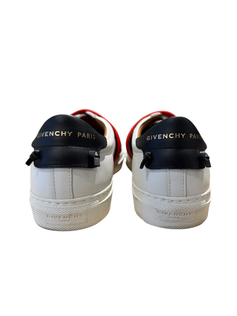 Blanc, Rouge et Noir GIVENCHY SNEAKERS, 38.5