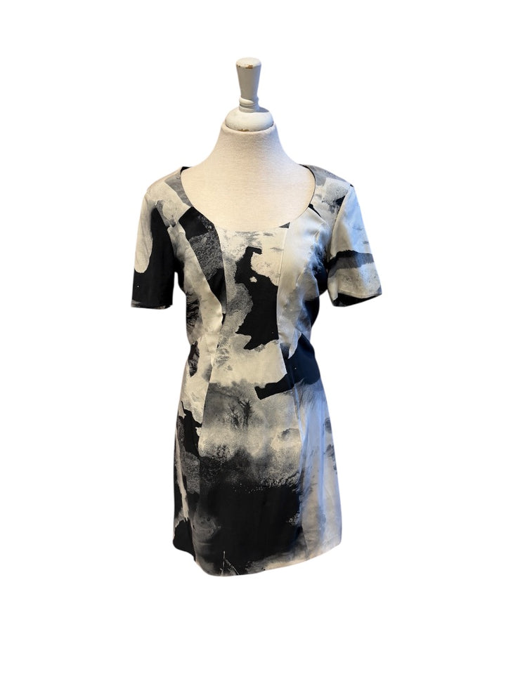 Noir et Blanc HELMUT LANG Robes, 6